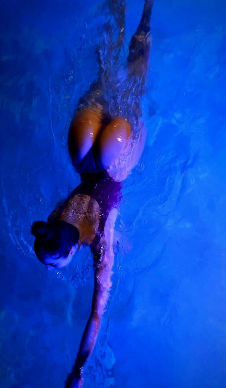 Lisi Flex star naked pics