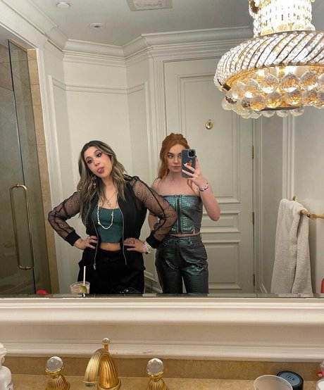 Sam Temple sexy star photos