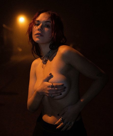 upsahl beautiful pornstar pics