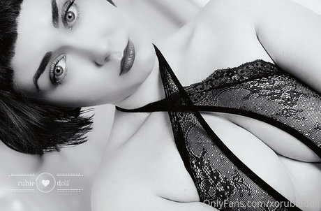 xorubiedoll pornstar erotic pic