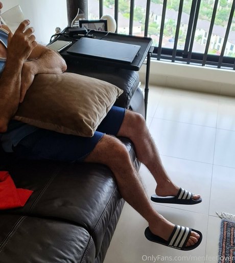 menfeetlover model pics