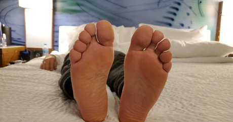 menfeetlover pretty pornstar pics