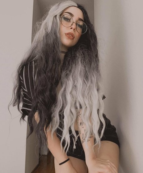 egirls model exclusive pics