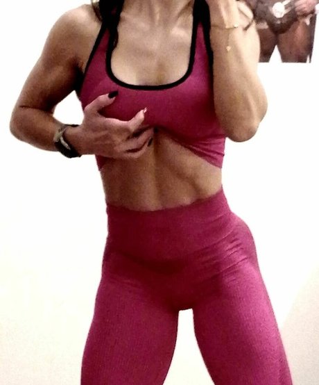 Alona Dolmatova hot model img