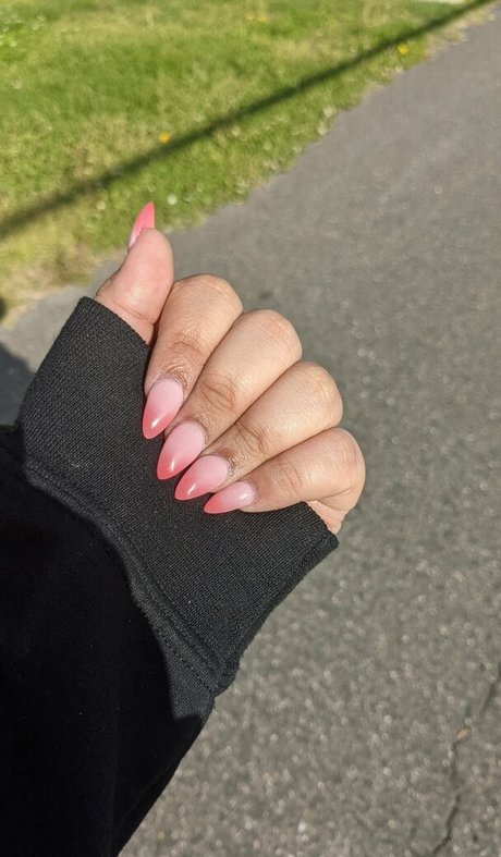 aku everything nudes actress gallery