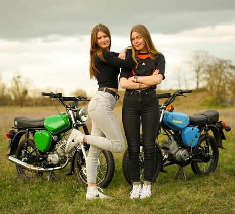 lxllx se pornographic star pictures