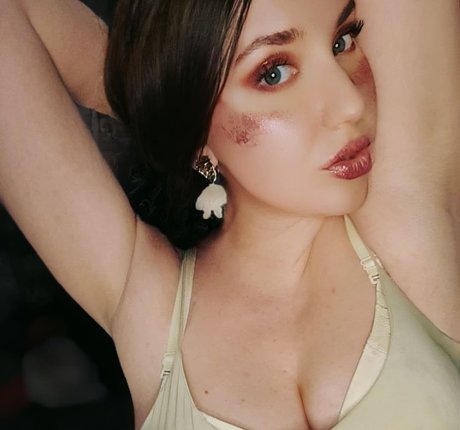 mymillionway pornographic actress picture