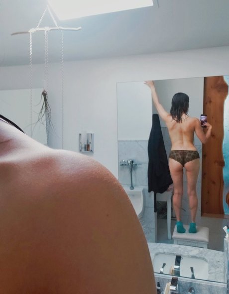 Katherine Ramdeen model erotic photos