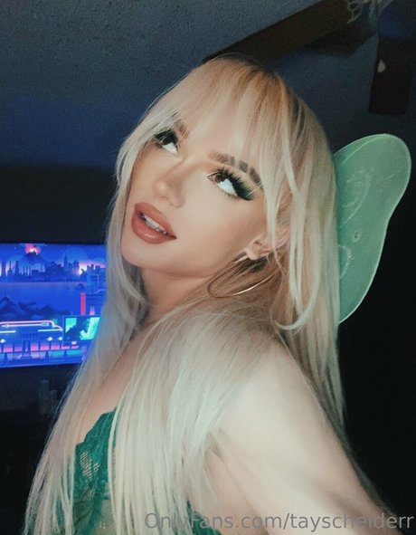 tayscheiderr porn model pic