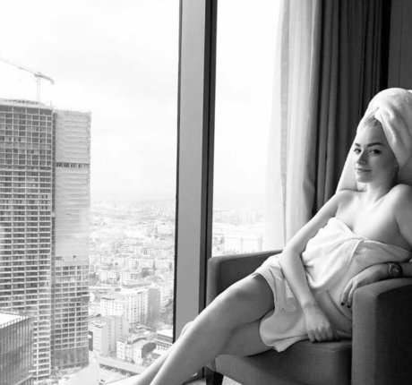 Andreea Ungur naked pornstar photos