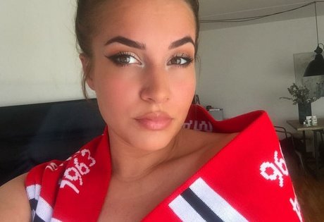 Katrina Maria model adult pics