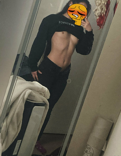 momome03 sex model pictures