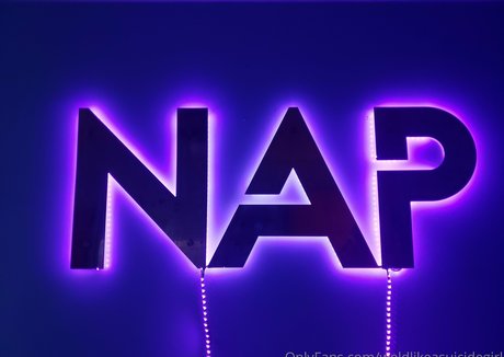 weldlikeababe model nudes img