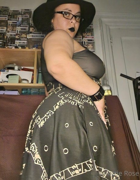 valkyrie rose freee star xxx archive