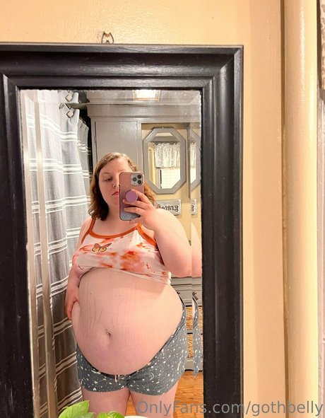 gothbelly free pornstar photo