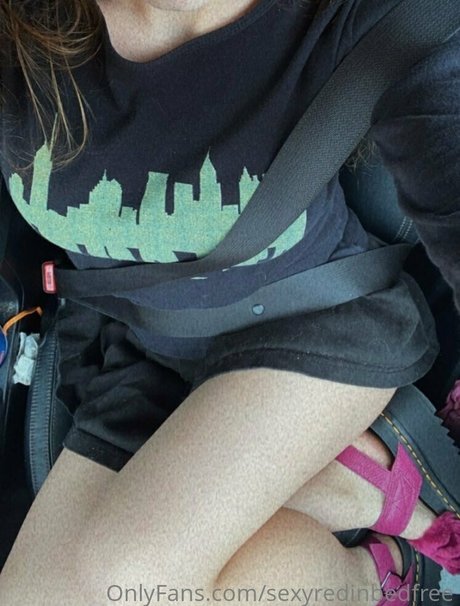 sexyredinbedfree pornstar beautiful image