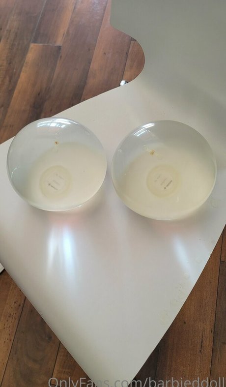 barbieddoll porn model photo