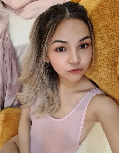 demifree naked pornstar picture