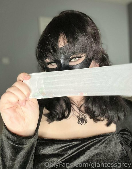 giantessgrey best actress image