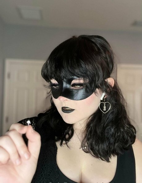 giantessgrey star exclusive picture