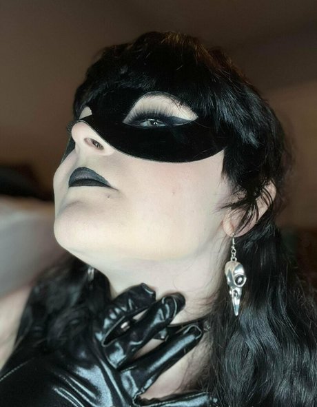 giantessgrey hot actress img