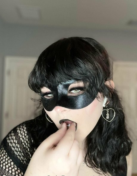 giantessgrey high quality pornstar image