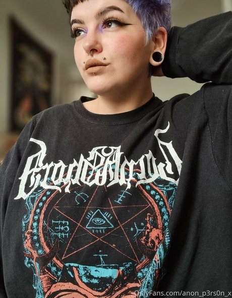 little m0th best model photo