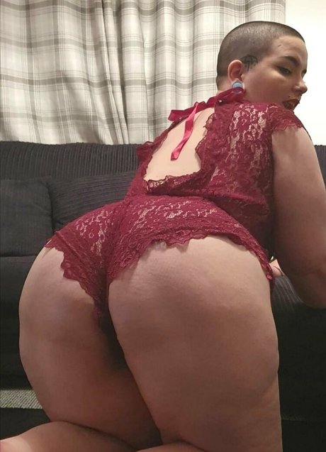 little m0th model photo