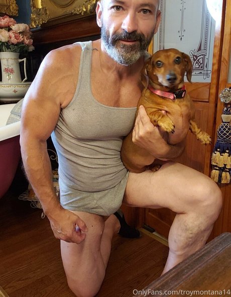 troymontana14 star naked images