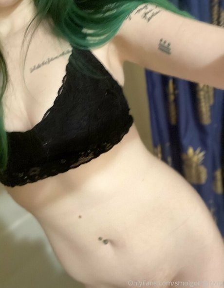 smolgothgirlvip star sex galleries