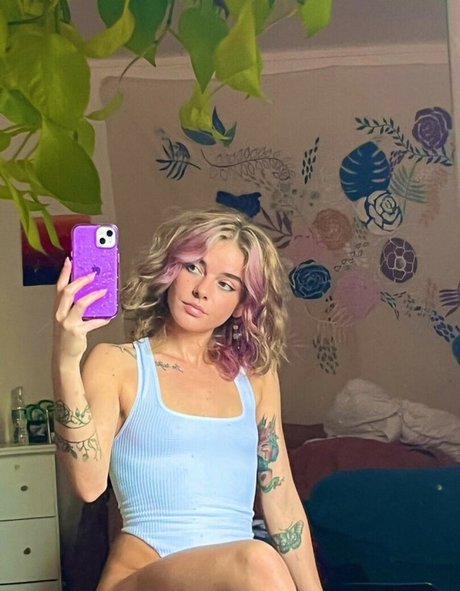 kambiiiii high quality pornstar image