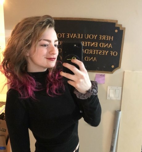 SuopOnTwitch nude star picture