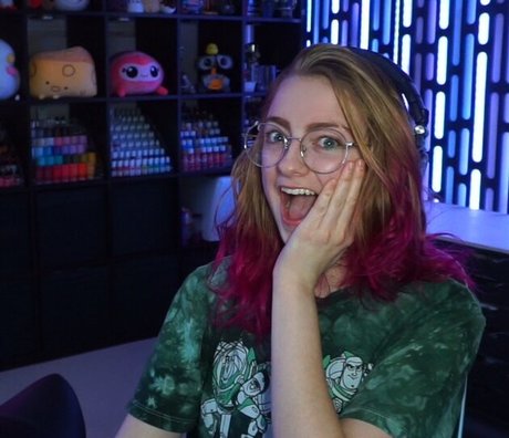 SuopOnTwitch model art gallery