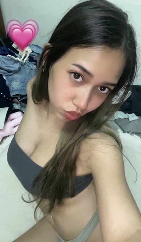 Cerisey model sexy pictures