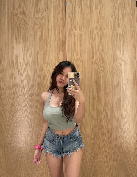 Cerisey adult actress images