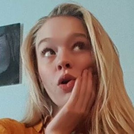 Sativa Skies erotic actress picture