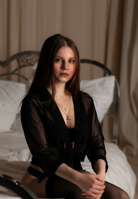 Madlen brandao high quality model img