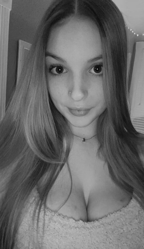 Lilly A porn actress pics