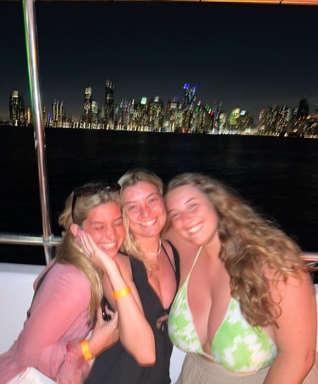 Erin Moore star beautiful photo