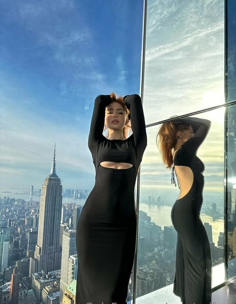 renatarifree model exclusive pictures