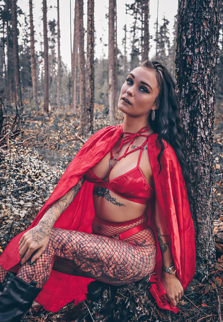 scarletsummerx adult star photos