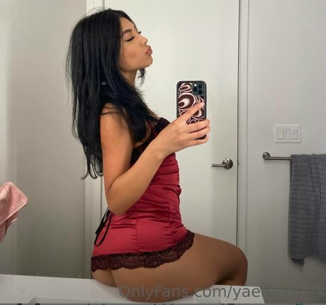 Yael Bernal exclusive star photos