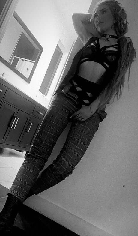 modeljenn nice actress images