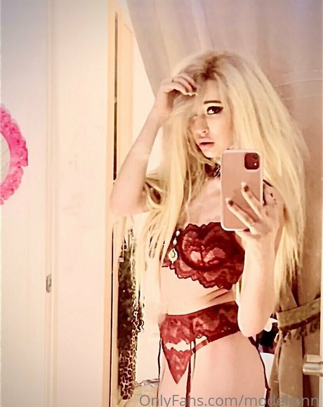 modeljenn star exclusive image