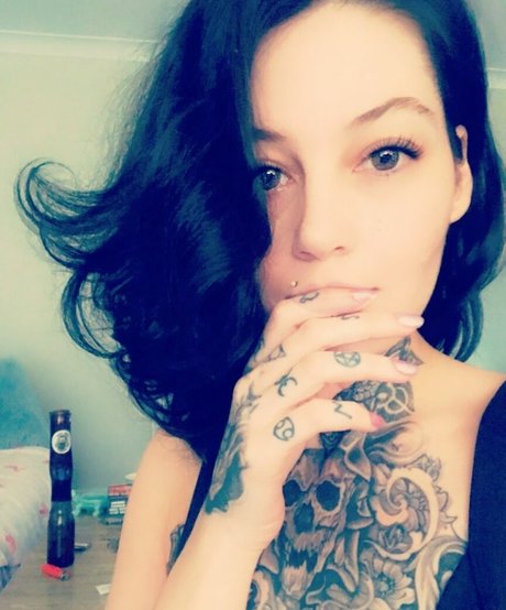 Jessica Monchouchou pornstar perfect gallery