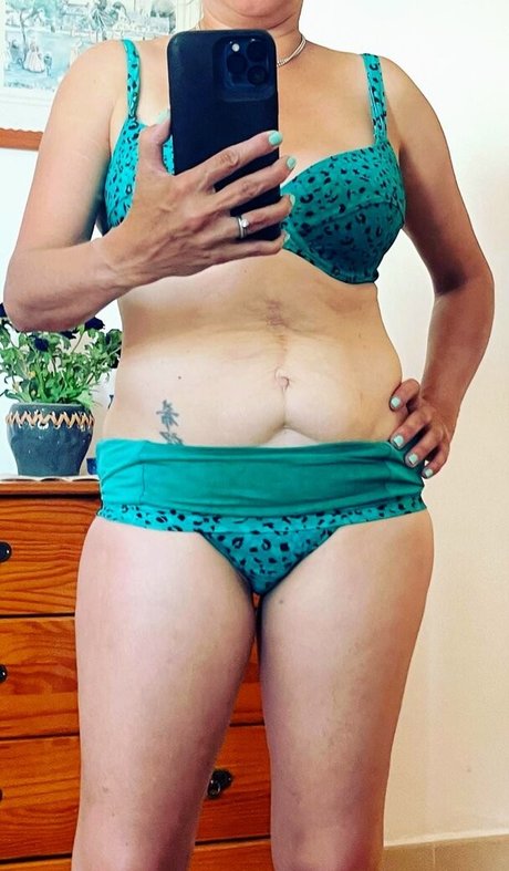 Sarah Cawood top actress archive