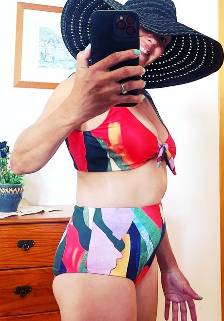 Sarah Cawood pornstar sex picture