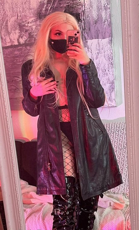 aureliabakerx nude pornstar galleries