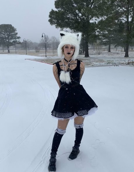 alienslush perfect actress images