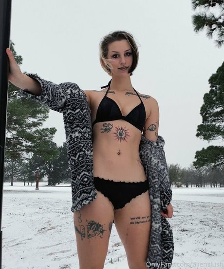 alienslush star pornographic pics